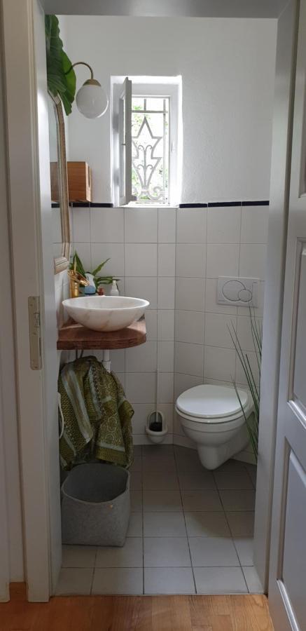 Little Escape Im Jugendstil Poolhaus - Wc Und Dusche Im Nebenhaus Würzburg Exterior foto