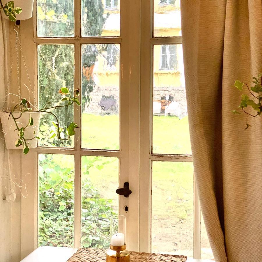 Little Escape Im Jugendstil Poolhaus - Wc Und Dusche Im Nebenhaus Würzburg Exterior foto